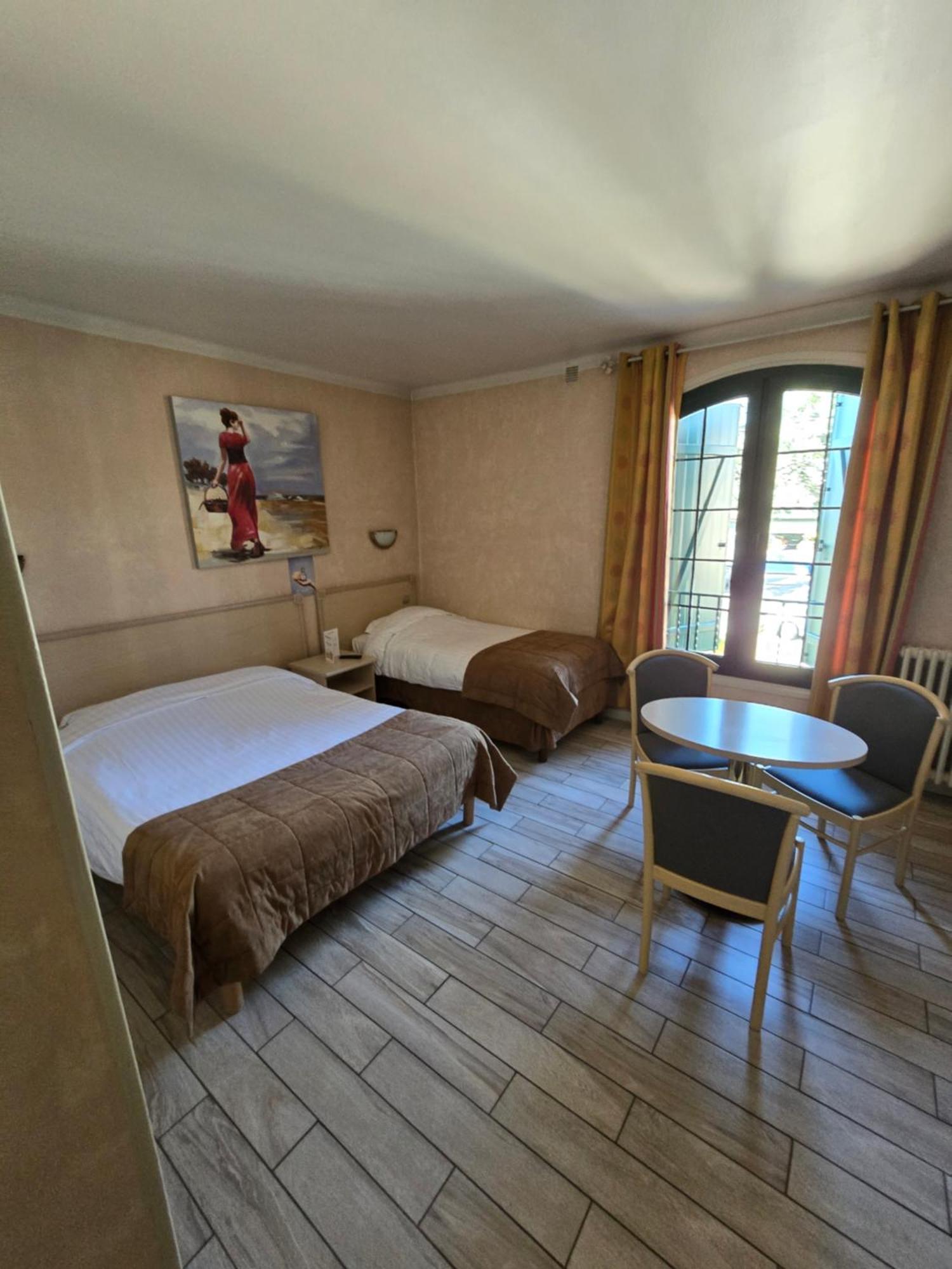 גראס Auberge Les Aromes מראה חיצוני תמונה