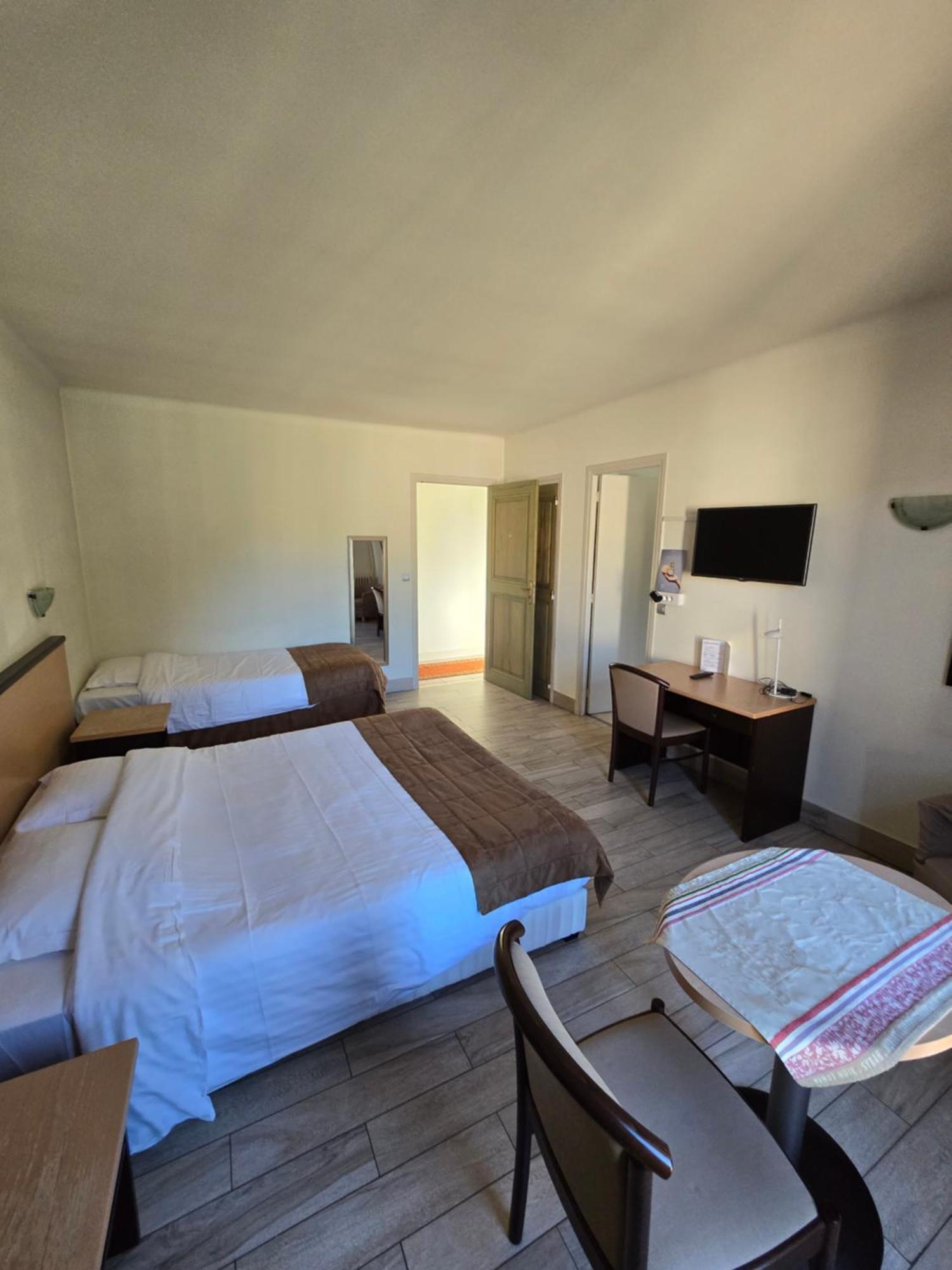 גראס Auberge Les Aromes מראה חיצוני תמונה