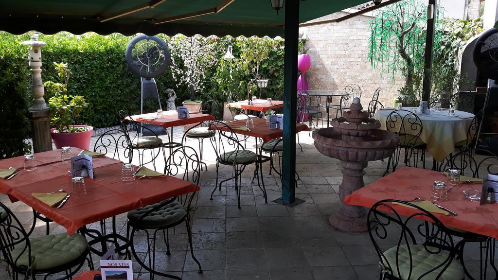 גראס Auberge Les Aromes מראה חיצוני תמונה